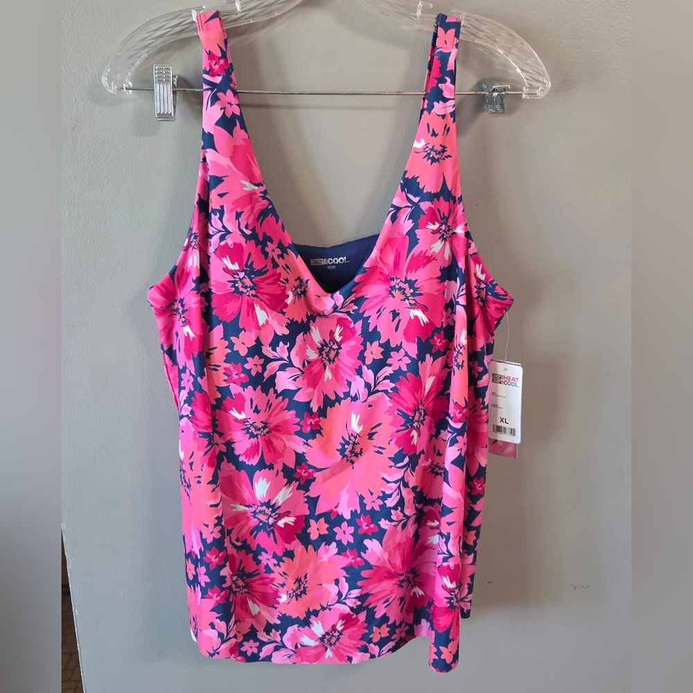 32 Degrees Pink Floral Top 5 Items $10